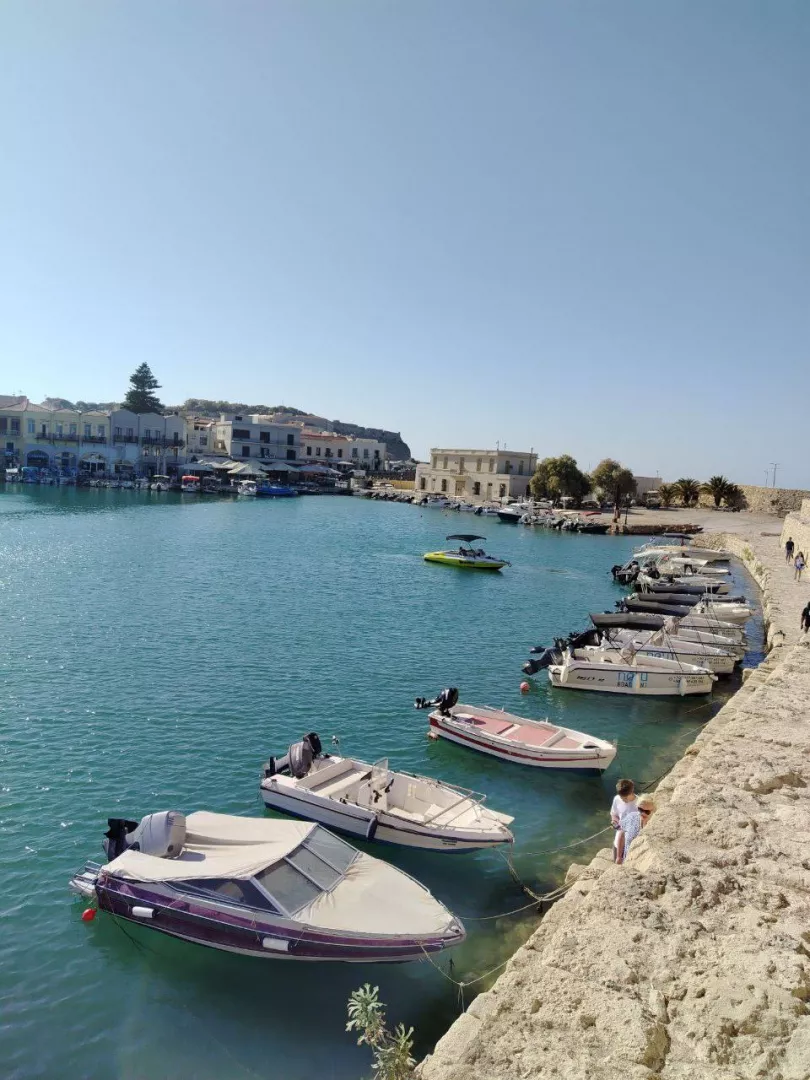 Early bookings to Greece