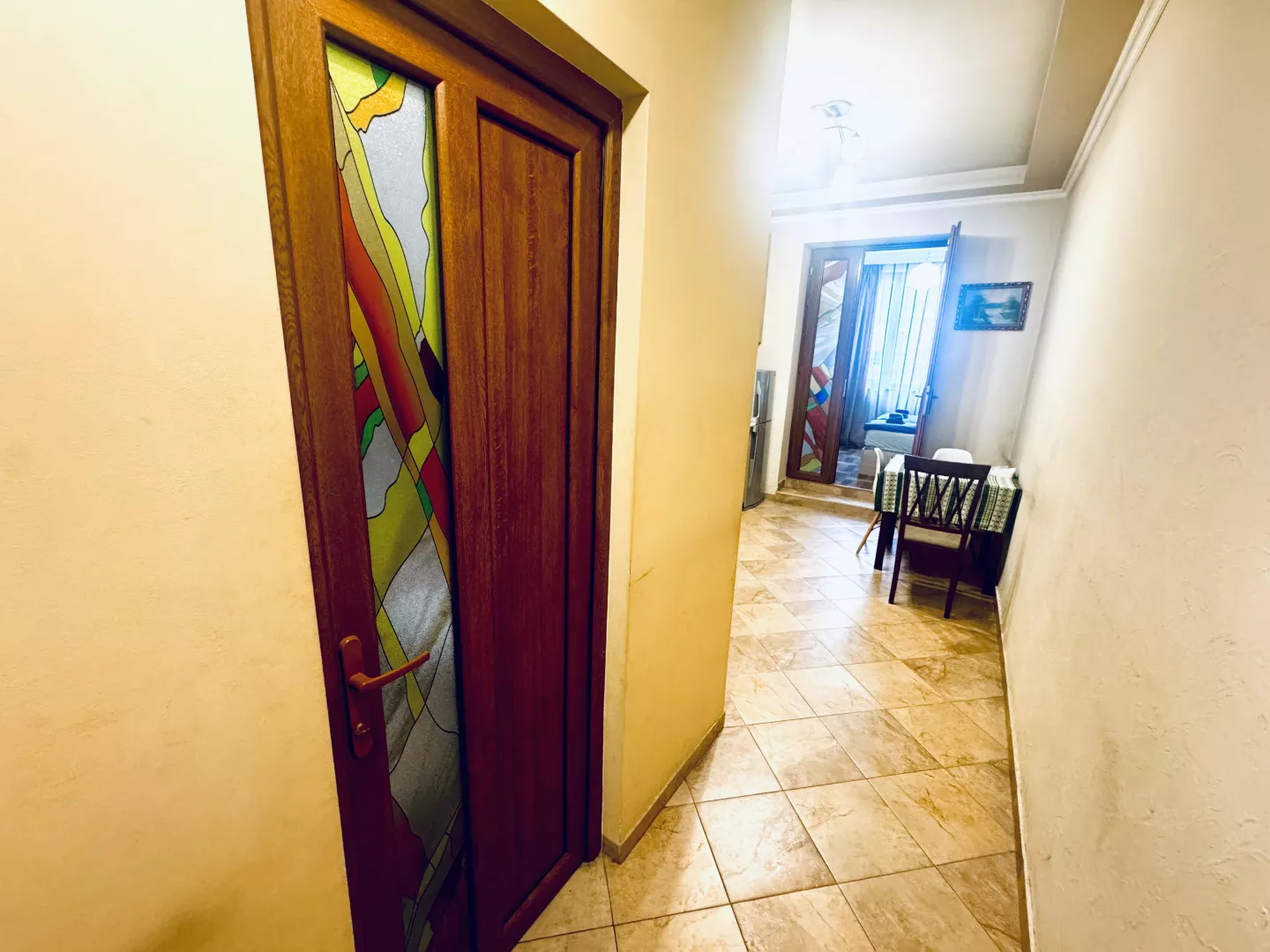 Yerevan Saryan 16