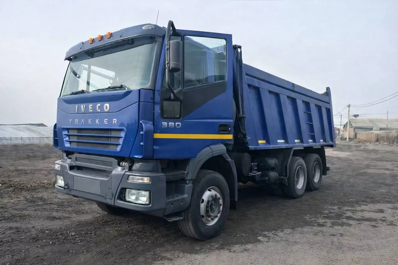Վաճառվում է Iveco Trakker ինքնաթափ (2008 թ.)
