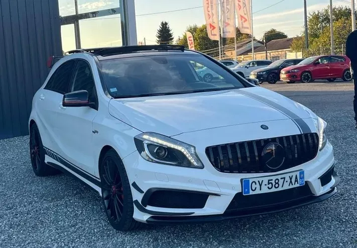 Mercedes Benz A45 AMG