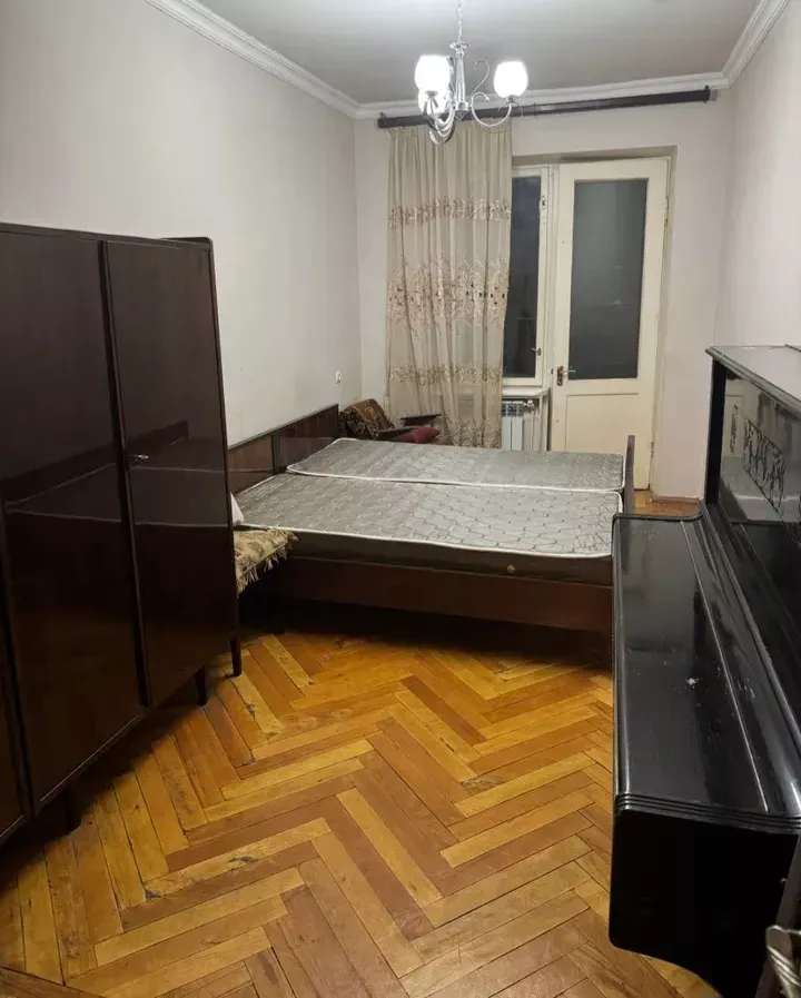 2комн, у метро Дружба