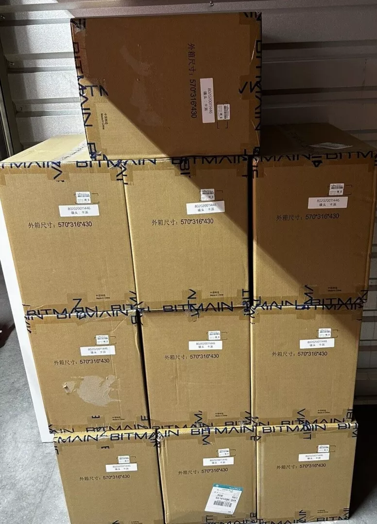 Bitcoin Miner S21 Pro - Bitmain Antminer S21 pro 234T