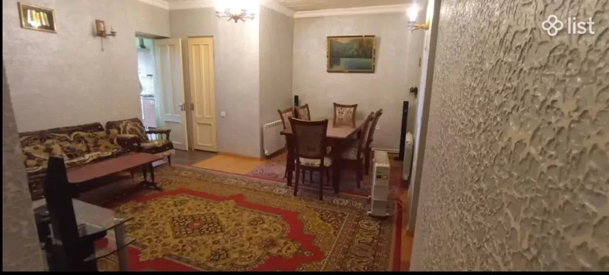 Երկու հարկանի քարե տուն Գրիգոր Զոհրապի փողոցում Աջափնյակում, 235 քմ, 480 քմ հողի վրա, 2 սանհանգույց
