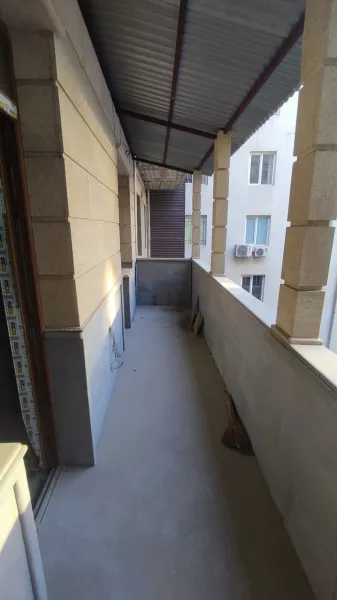 Продается 5-ти комнатная квартира в центре Еревана