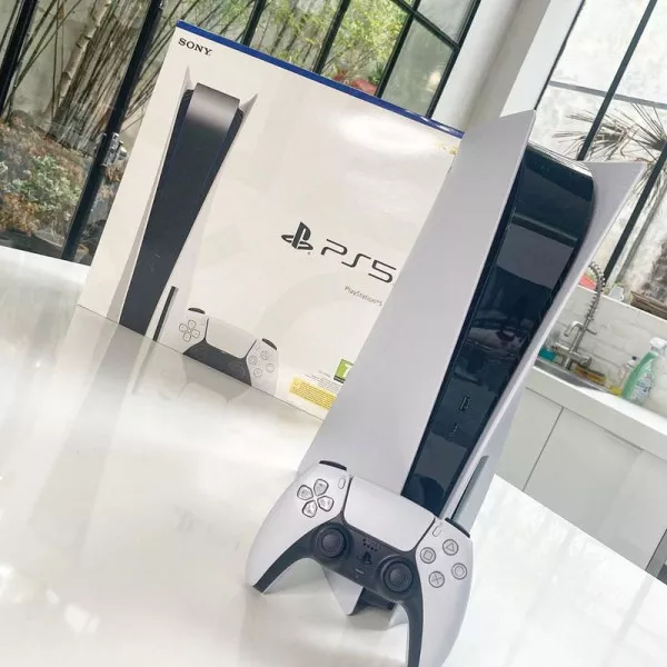 Sony PlayStation 5 Console Blu-Ray/Digital Edition