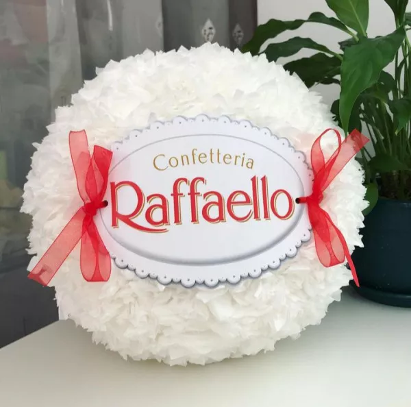 Raffaello boxes for March 8th