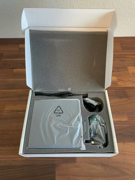 Bobcat 300 Hotspot Miner HNT Helium US915 UK/EU 86