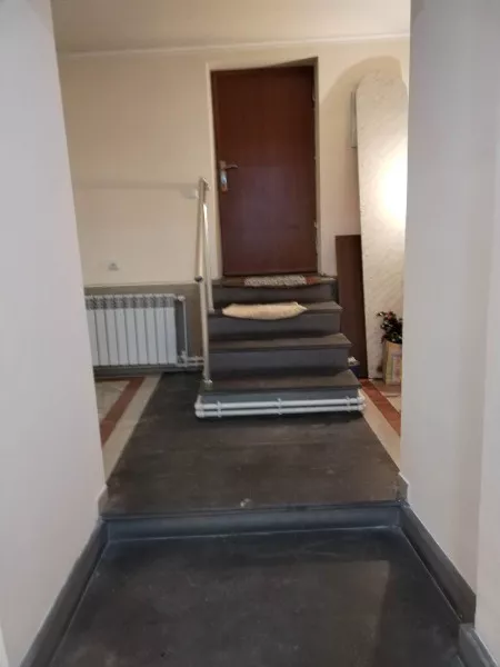 Varcov e trvum Grasenyakayin taracq Tigran Mec Poghotayum 3 srah 