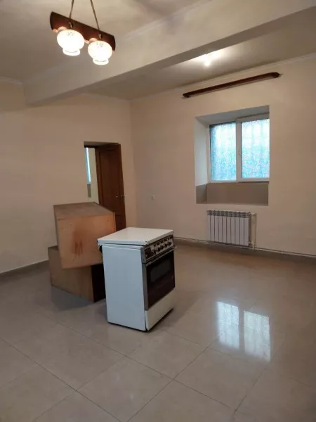 Varcov e trvum Grasenyakayin taracq Tigran Mec Poghotayum 3 srah 