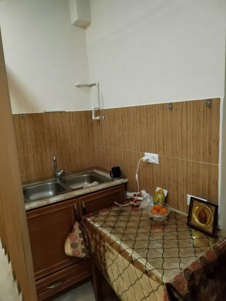 Varcov e trvum Grasenyakayin taracq Tigran Mec Poghotayum 3 srah 