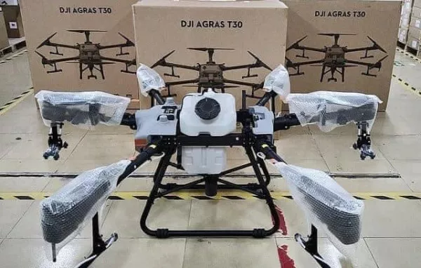  DJI Agras T30 Kit With 3 Batteries – Agriculture Drone