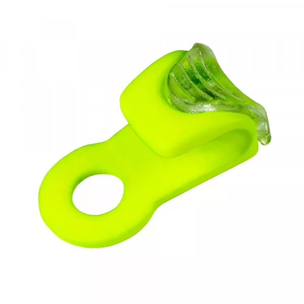   Plastic accessories //  Hooks