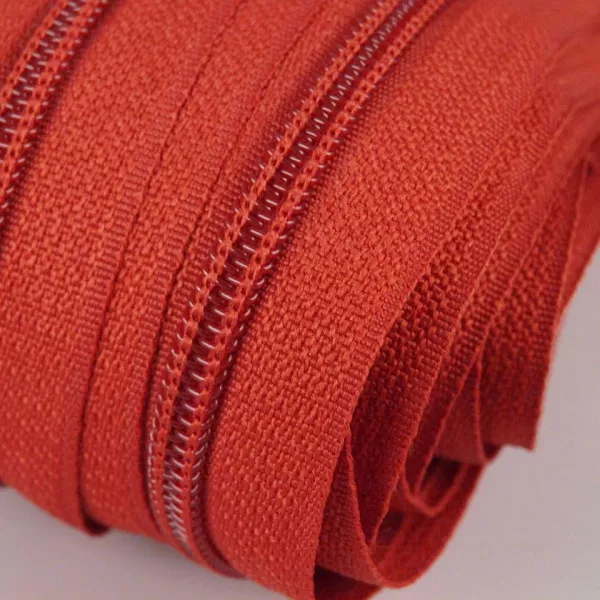  Shoe zippers //  Zipper in rolls