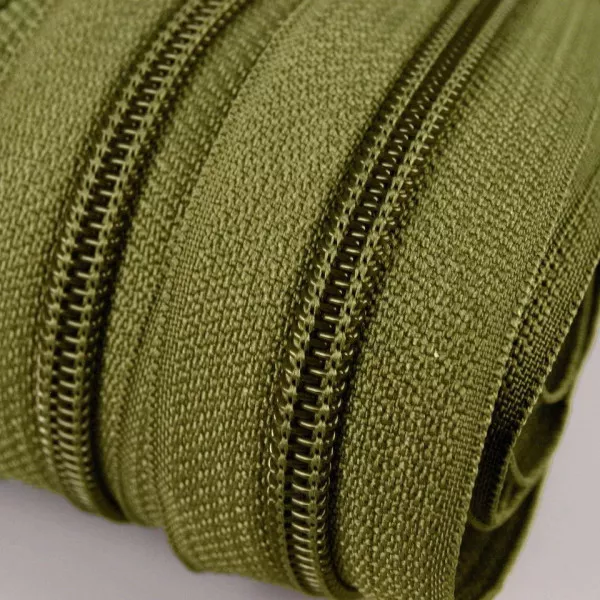  Shoe zippers //  Zipper in rolls