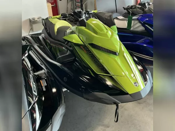 Yamaha 2023 GP1800R SVHO Jetski