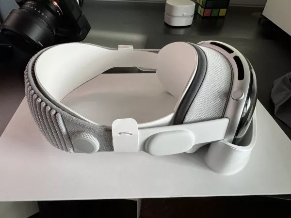 New Apple Vision Pro 1TB,Dual Loop Band + Apple ca